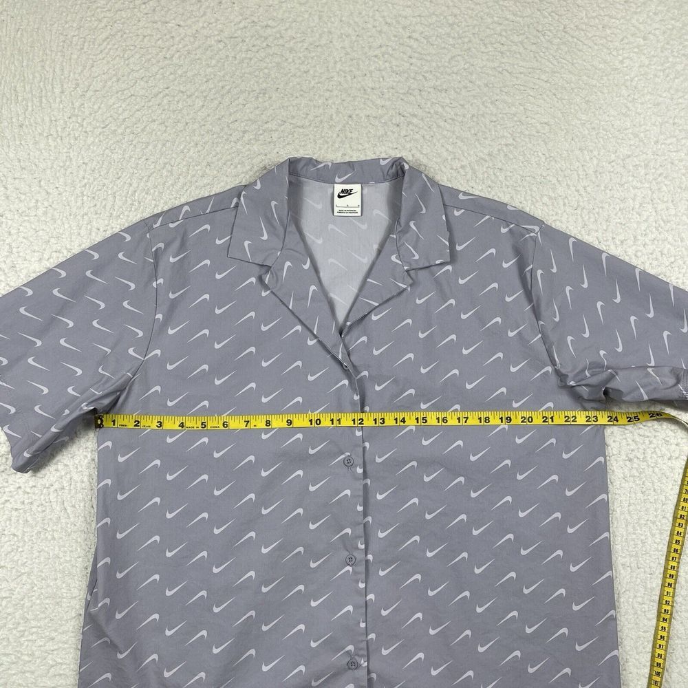 Nike Shirt Womens Large Indigo Haze NSW Everyday MOD Woven AOP Swoosh Ladies Top - Picture 5 of 10